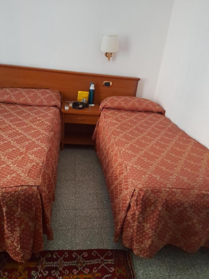 Incantoromano Guest House Bagian luar foto