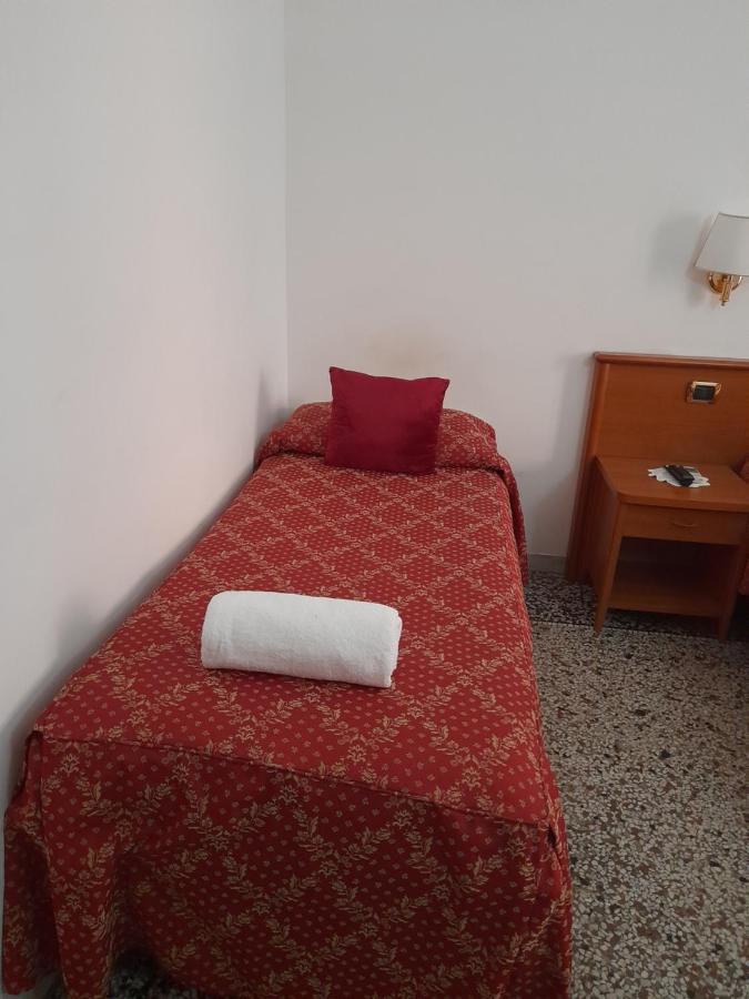 Incantoromano Guest House Bagian luar foto